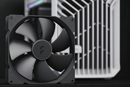 Fractal Design представила компактный корпус Torrent Nano для Mini-ITX